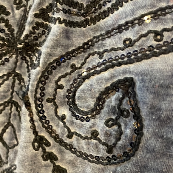 International Concepts sleeveless sequin and embroidered top - Picture 3 of 7